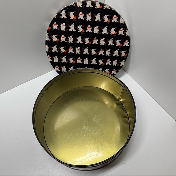 Wonderful vintage 80s Halloween ghost tin with original Eaton’s tag - Picture 8 of 11